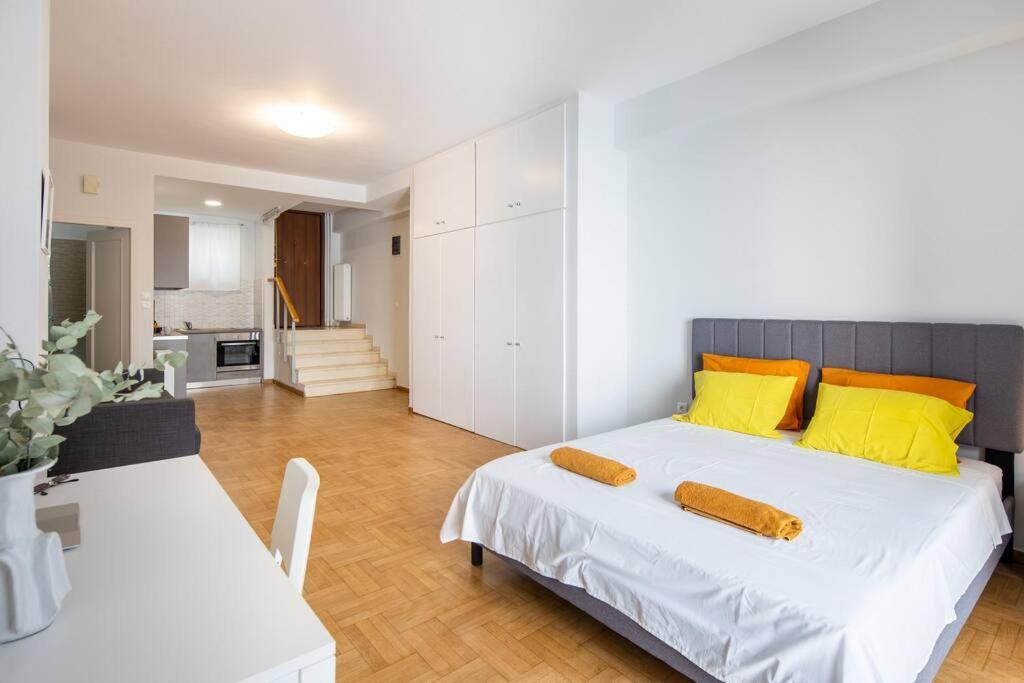 Newly Renovated, Quiet & Central Apartment In Kolonaki Athens Luaran gambar