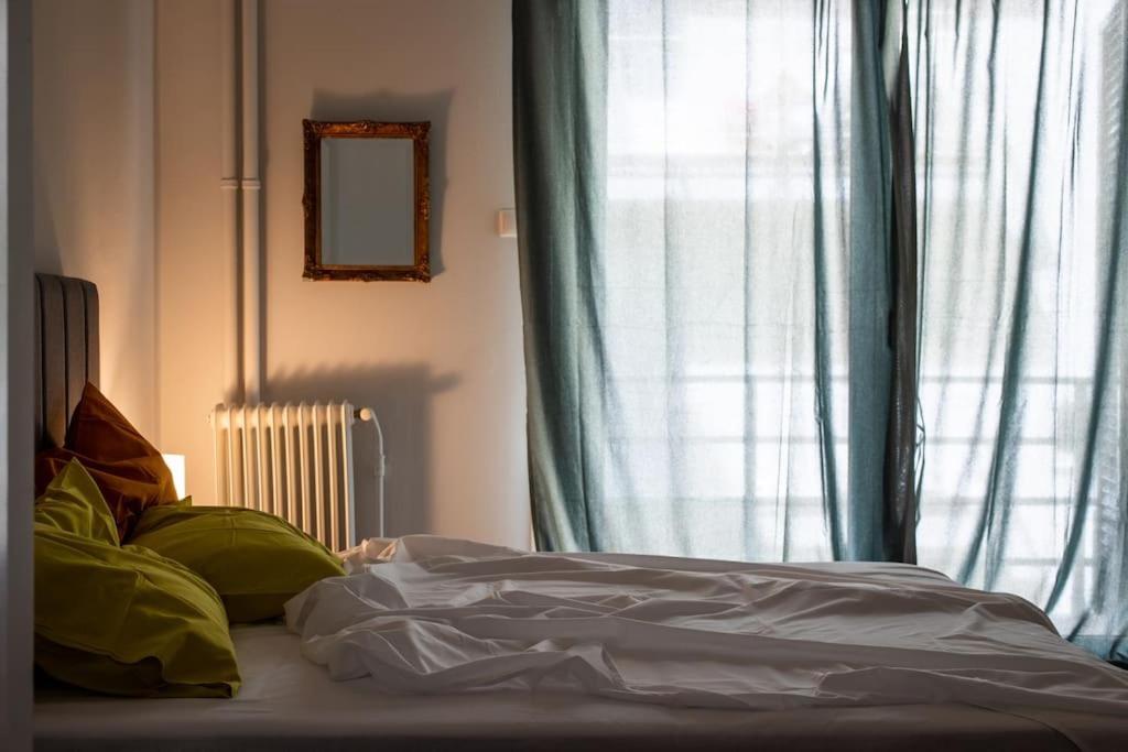 Newly Renovated, Quiet & Central Apartment In Kolonaki Athens Luaran gambar